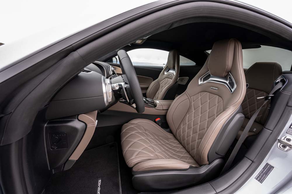 Mercedes-AMG GT Coupé. La obra cumbre de la marca 11 Motor16 Mercedes AMG GT Coupe 2024 6 Motor16