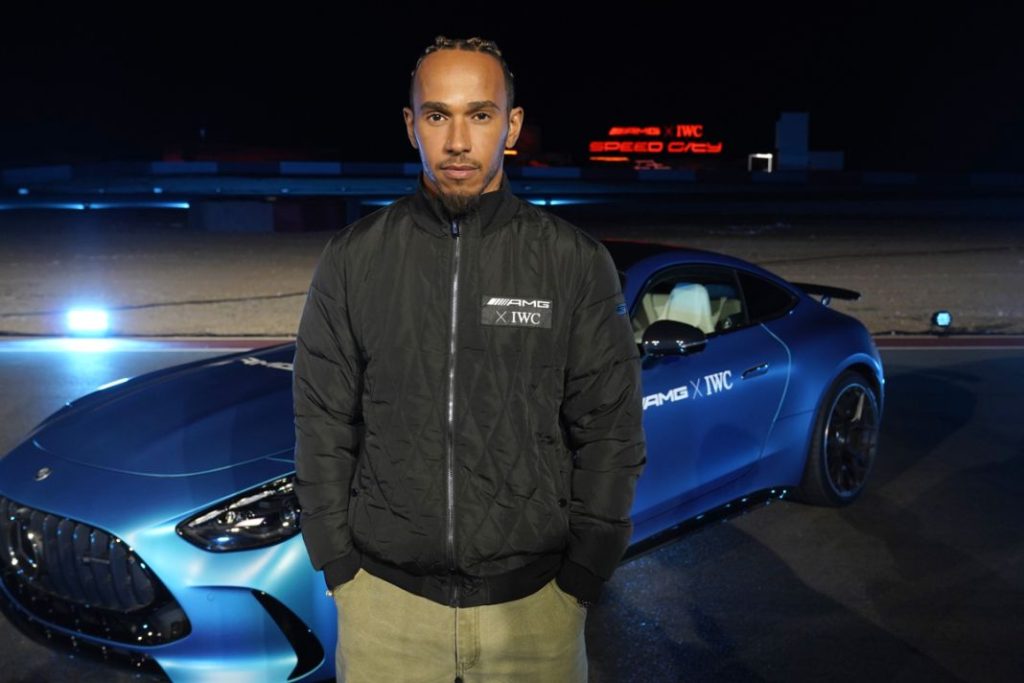 El Mercedes-AMG GT Coupé vuela en el desierto de Nevada 3 Motor16 Mercedes Benz AMG GT Coupe campana8 Motor16