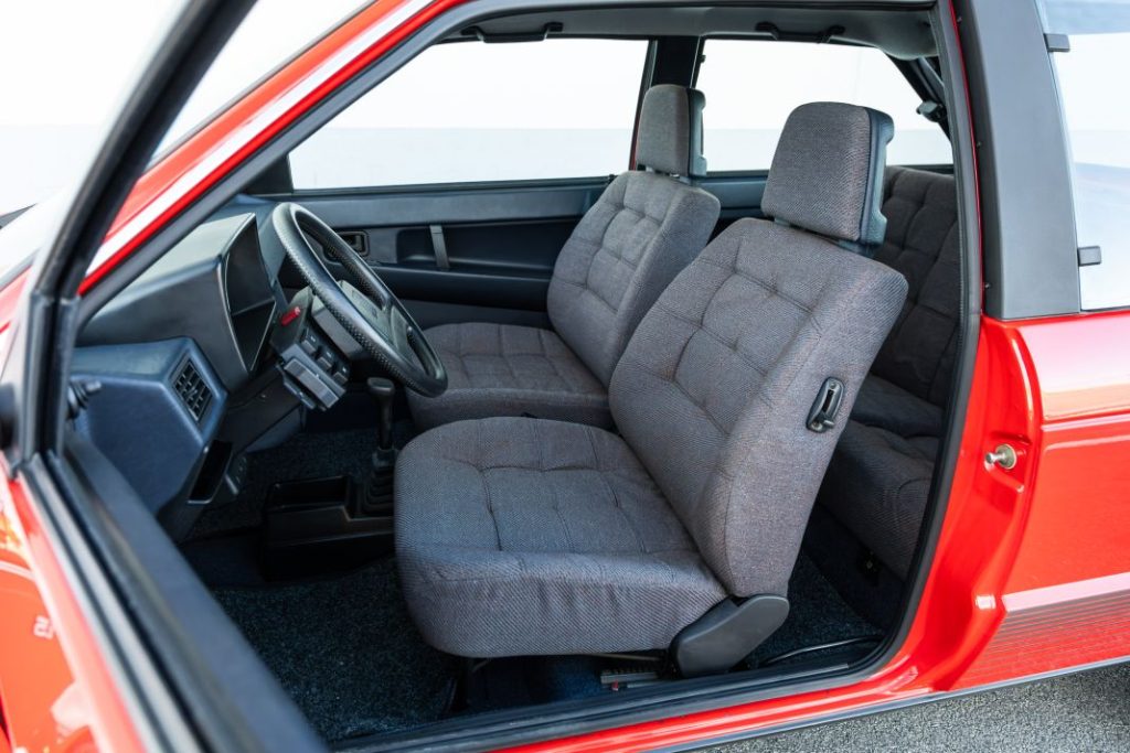 Prueba de Seat Ibiza I & Ibiza V: El pequeño coche que salvó a una gran compañía 26 Motor16 Motor16 Seat Ibiza 40aiversario 10 Motor16