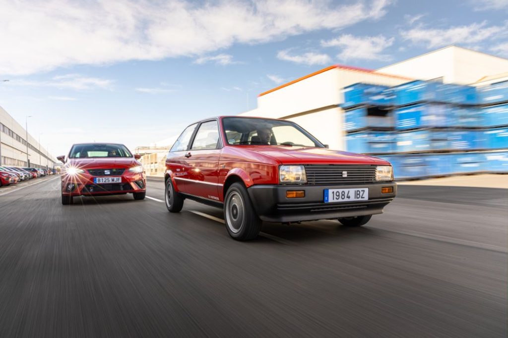 Prueba de Seat Ibiza I & Ibiza V: El pequeño coche que salvó a una gran compañía 21 Motor16 Motor16 Seat Ibiza 40aiversario 33 Motor16