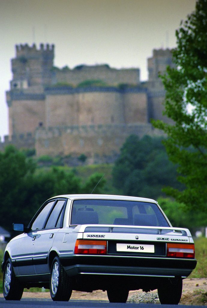NUEVA PEUGEOT 505 Motor16