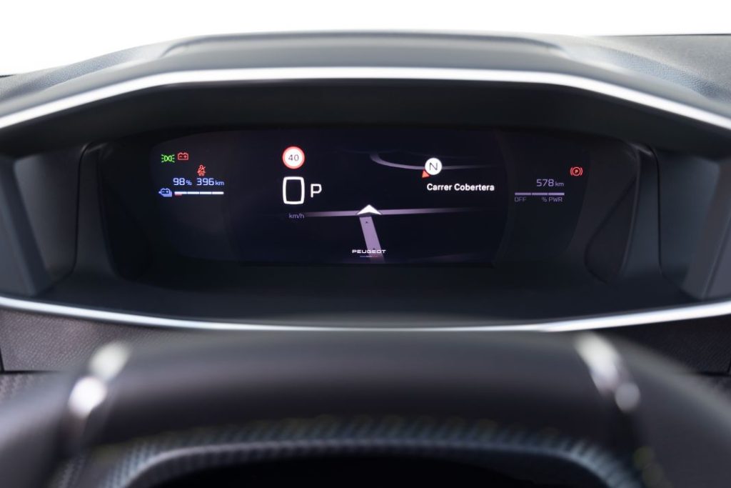 Primera prueba del Peugeot E-208 eléctrico 156 CV. Más potencia y mayor autonomía 26 Motor16 Peugeot E 208 prueba 30 Motor16