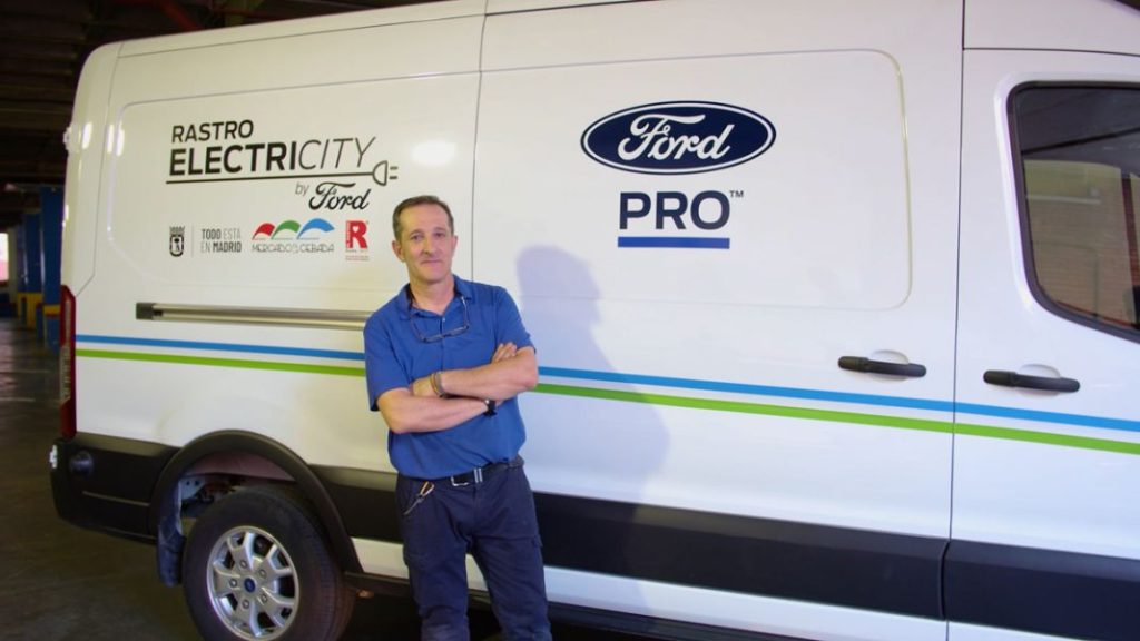 La marca con la que los comerciantes del Rastro madrileño se han pasado a la movilidad eléctrica 8 Motor16 RastroElectricitybyFord3 Motor16