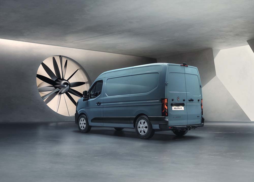 Nuevo Renault Master eléctrico: más lejos y con más kilos 2 Motor16 Renault Master E-Tech eléctrico.