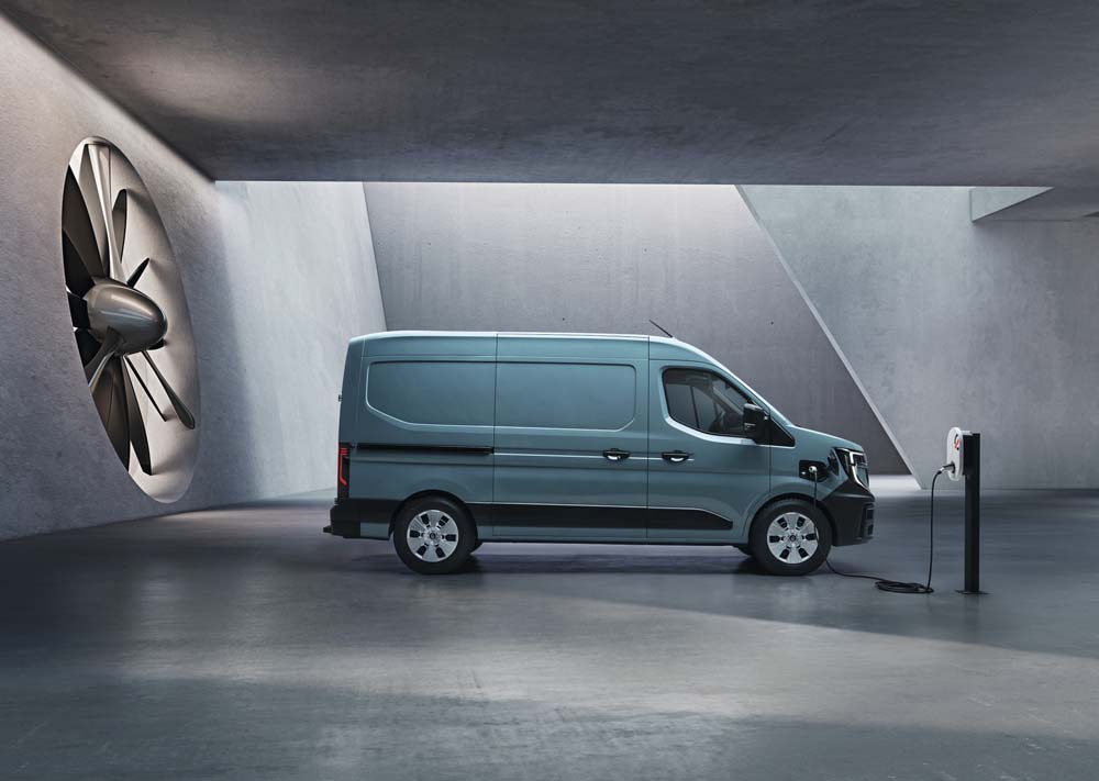 Nuevo Renault Master eléctrico: más lejos y con más kilos 1 Motor16 Renault Master E-Tech eléctrico.