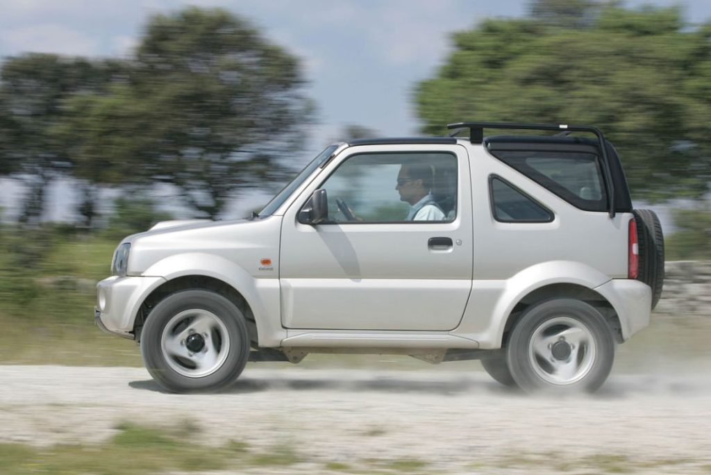 Los modelos de Suzuki que han hecho historia 4 Motor16 SUZUKI JIMNY Motor16