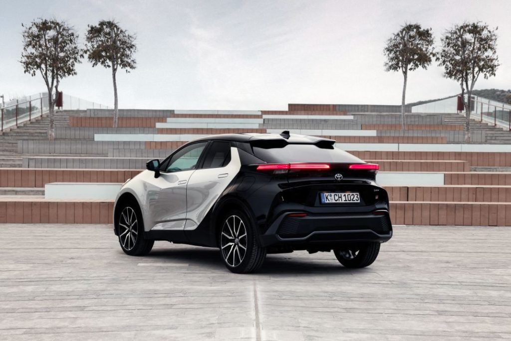 Primera prueba del Toyota C-HR 2024: Mejora en todo menos en el precio 9 Motor16 Toyota C HR prueba 27 Motor16