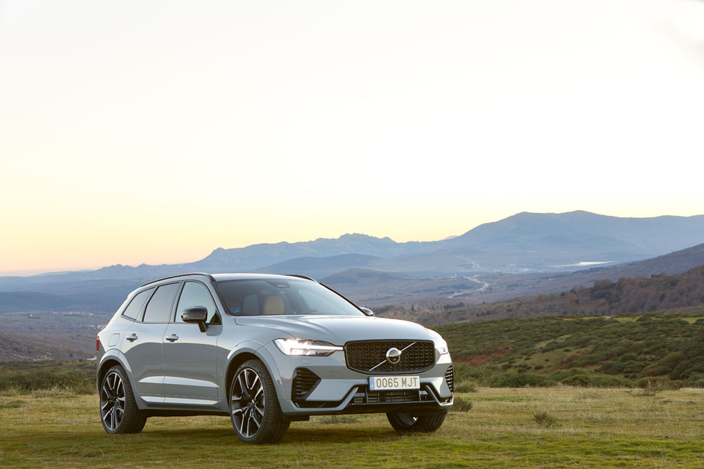 Probamos el nuevo Volvo XC60 T6 Recharge. Un PHEV que multiplica sus argumentos 17 Motor16 VOLVO XC60 RECHARGE T6 13 Motor16