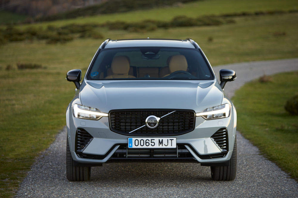 Probamos el nuevo Volvo XC60 T6 Recharge. Un PHEV que multiplica sus argumentos 1 Motor16 VOLVO XC60 RECHARGE T6 14 Motor16