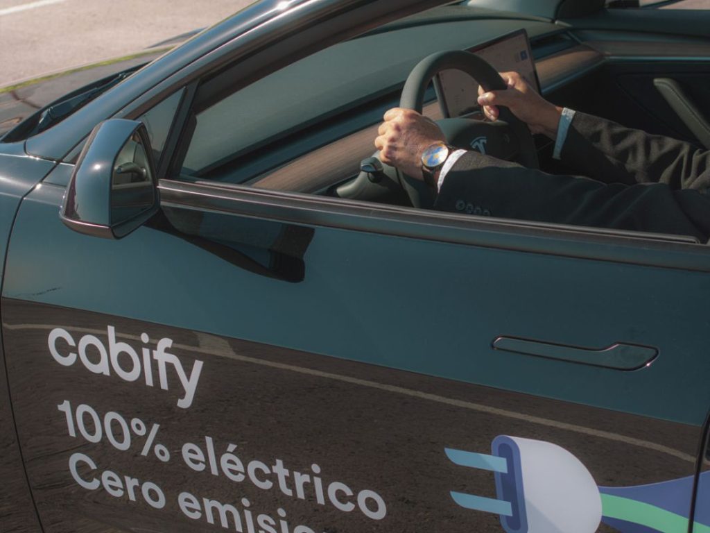 Cabify incorpora 110 unidades de un eléctrico que te gustaría conducir a ti 7 Motor16 Vehiculos Tesla Cabify 1 Motor16