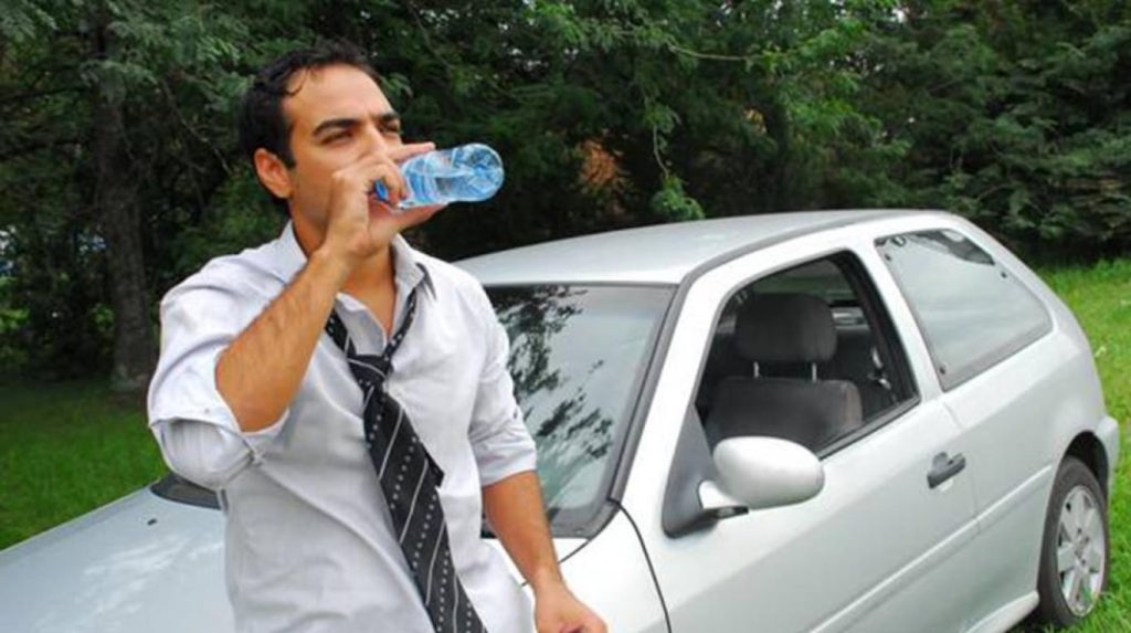 Inyectar agua al organismo