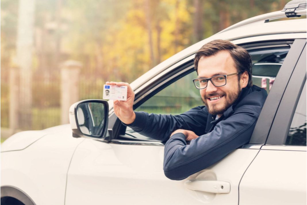 Tipos de documentación excesiva para protegerse de una compra de un coche usado