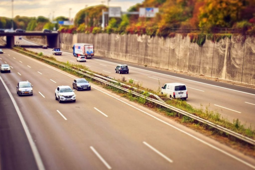 carril derecho coche 7 1 Motor16