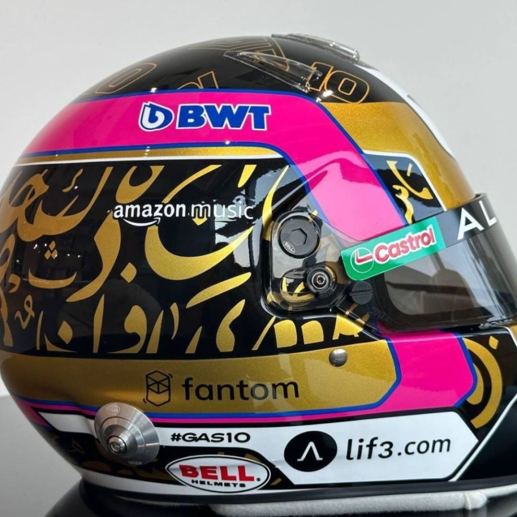 casco pierre gasly abu dhabi4 Motor16