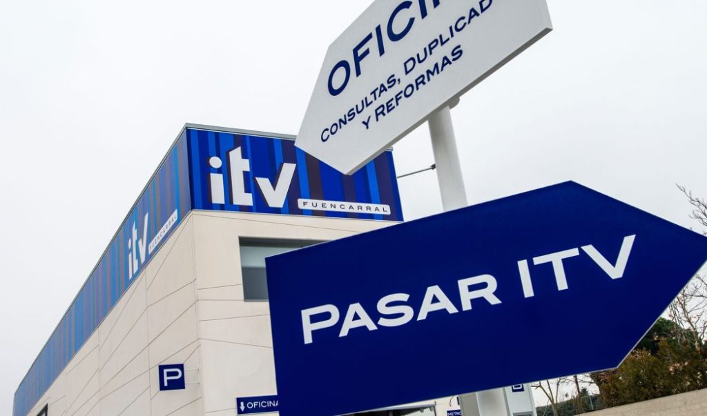 La DGT lo deja claro: ¿Puedo conducir con la ITV caducada si ya tengo cita previa? 25 Motor16 faltas