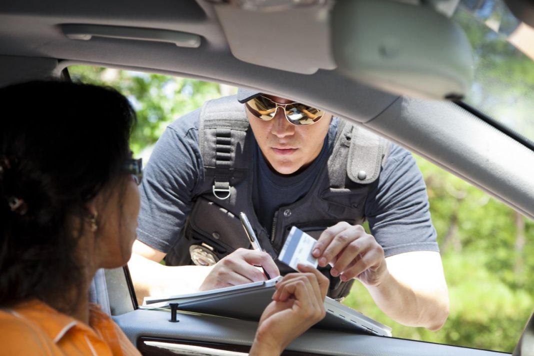 ¿Tienen los mismos niveles de autoridad que la policía o la DGT?