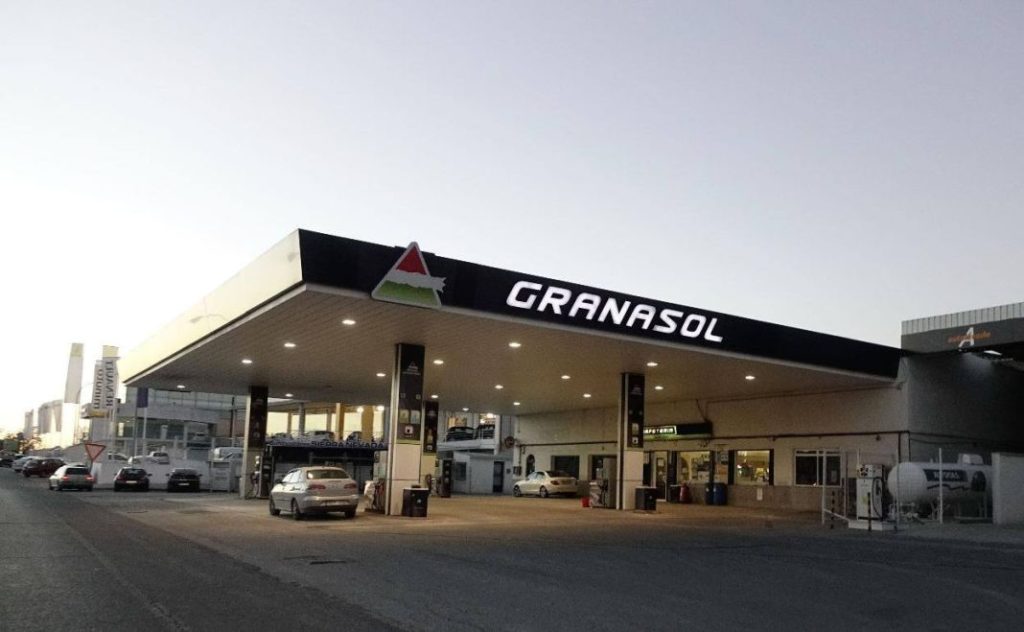 Por hacerse 17 'simpas' en esta gasolinera la Guardia Civil los va a mandar directamente a la cárcel 78 Motor16 policía