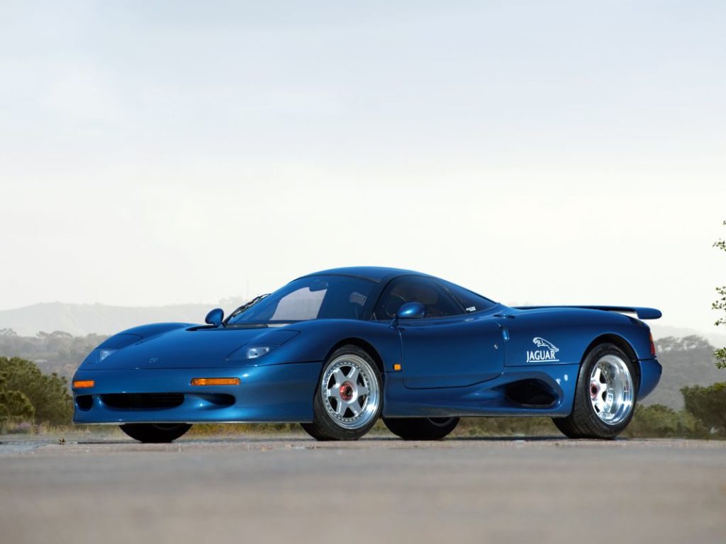 Jaguar: Historia y futuro de una marca abanderada del lujo y las prestaciones 2 Motor16 jaguar xjr 15 6 Motor16
