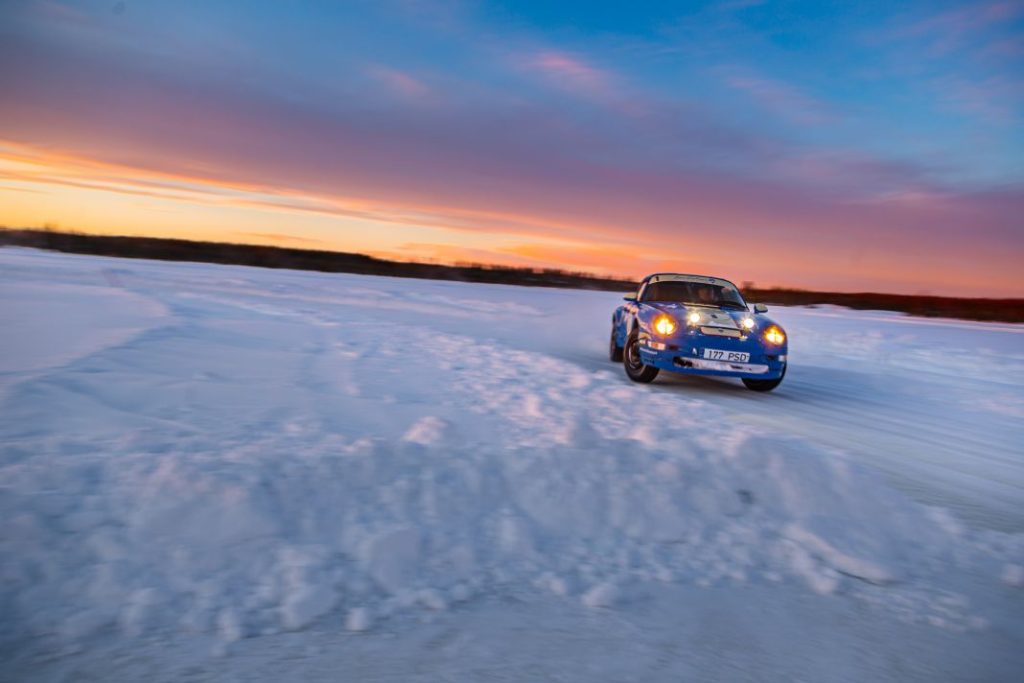 porsche 911 clasico Kalmar Beyond Adventure 31 Motor16