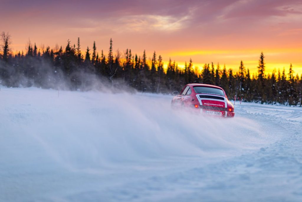 porsche 911 clasico Kalmar Beyond Adventure 33 Motor16