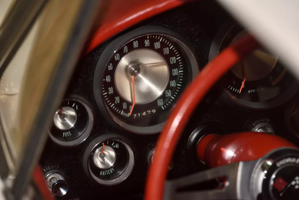 La colección de Corvette más colorida de 1963 sale a subasta 11 Motor16 1963 Corvette Mecum 01 3 Motor16