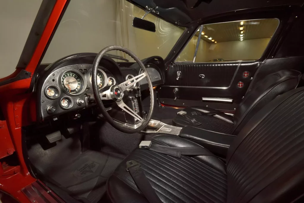 La colección de Corvette más colorida de 1963 sale a subasta 12 Motor16 1963 Corvette Mecum 01 4 Motor16