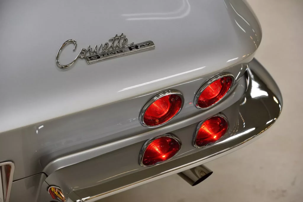 La colección de Corvette más colorida de 1963 sale a subasta 34 Motor16 1963 Corvette Mecum 04 2 Motor16