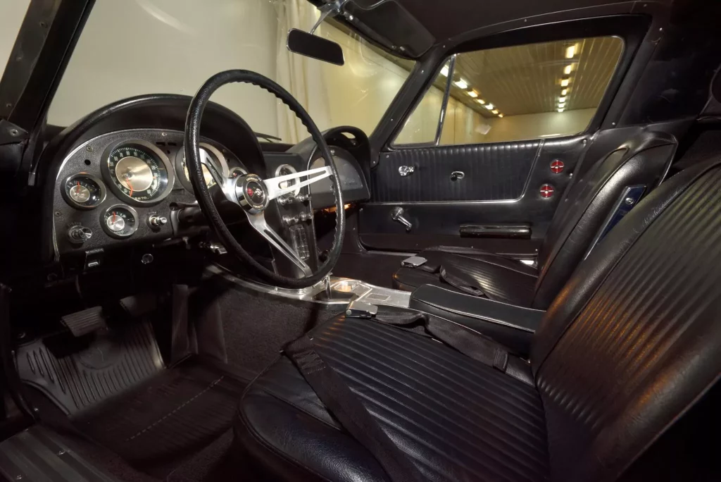 La colección de Corvette más colorida de 1963 sale a subasta 41 Motor16 1963 Corvette Mecum 05 1 Motor16