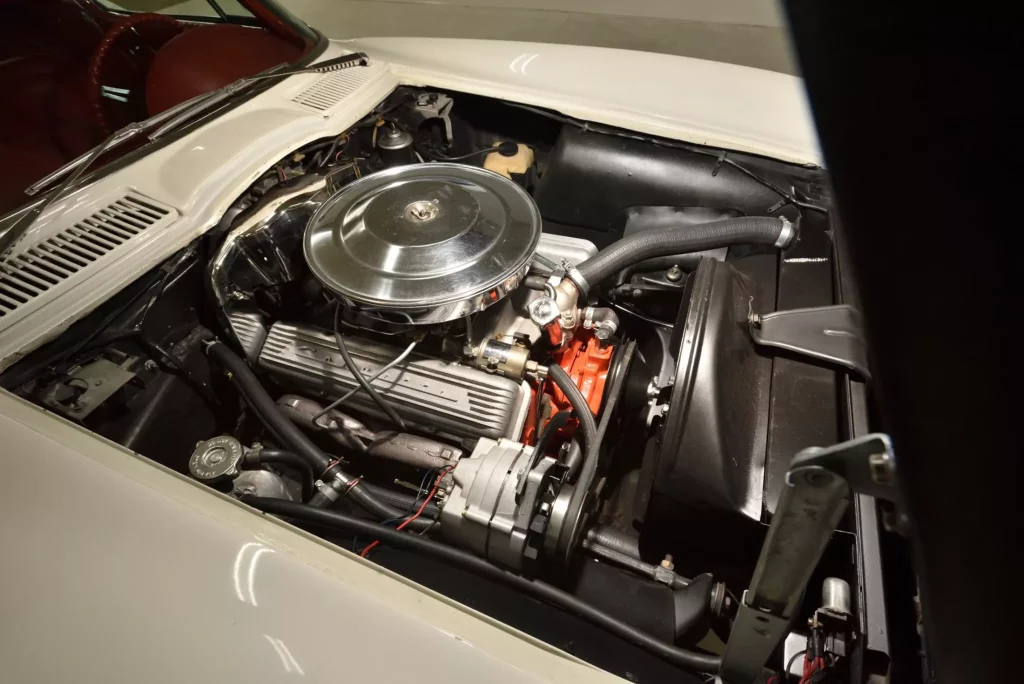 La colección de Corvette más colorida de 1963 sale a subasta 43 Motor16 1963 Corvette Mecum 05 3 Motor16