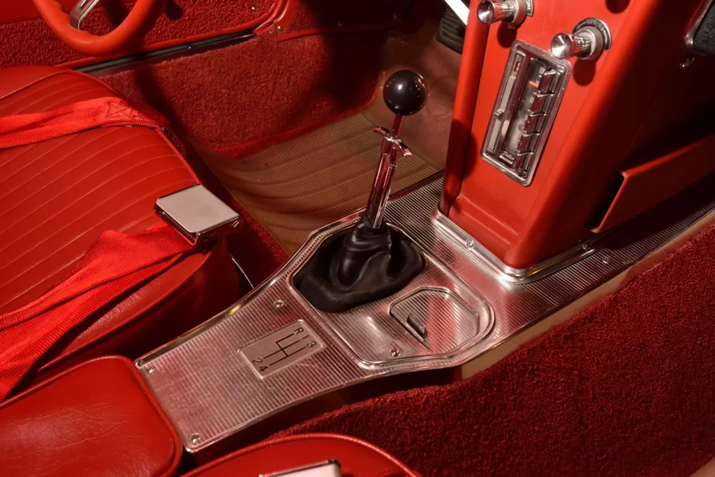 La colección de Corvette más colorida de 1963 sale a subasta 57 Motor16 1963 Corvette Mecum 07 2 Motor16