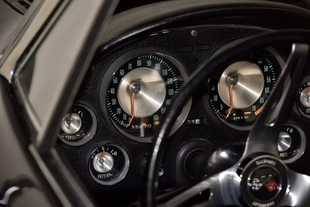 La colección de Corvette más colorida de 1963 sale a subasta 63 Motor16 1963 Corvette Mecum 08 1 Motor16