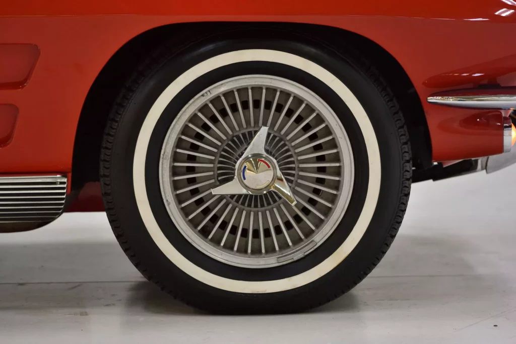 La colección de Corvette más colorida de 1963 sale a subasta 66 Motor16 1963 Corvette Mecum 08 4 Motor16