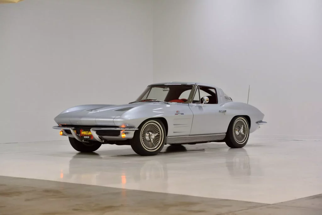 La colección de Corvette más colorida de 1963 sale a subasta 71 Motor16 1963 Corvette Mecum 09 2 Motor16