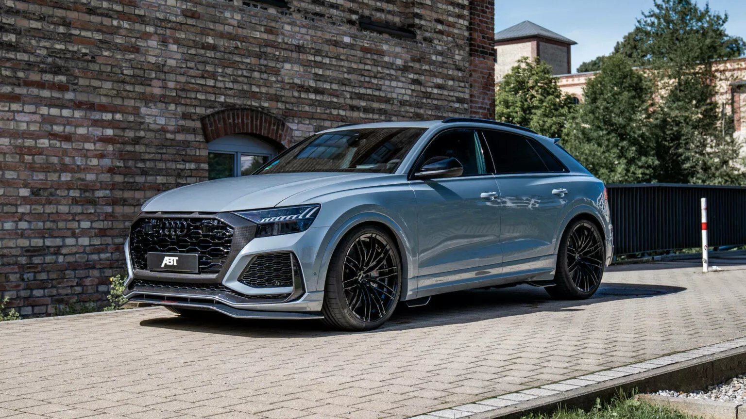 2023-ABT-Audi-RS-Q8-S-1.webp