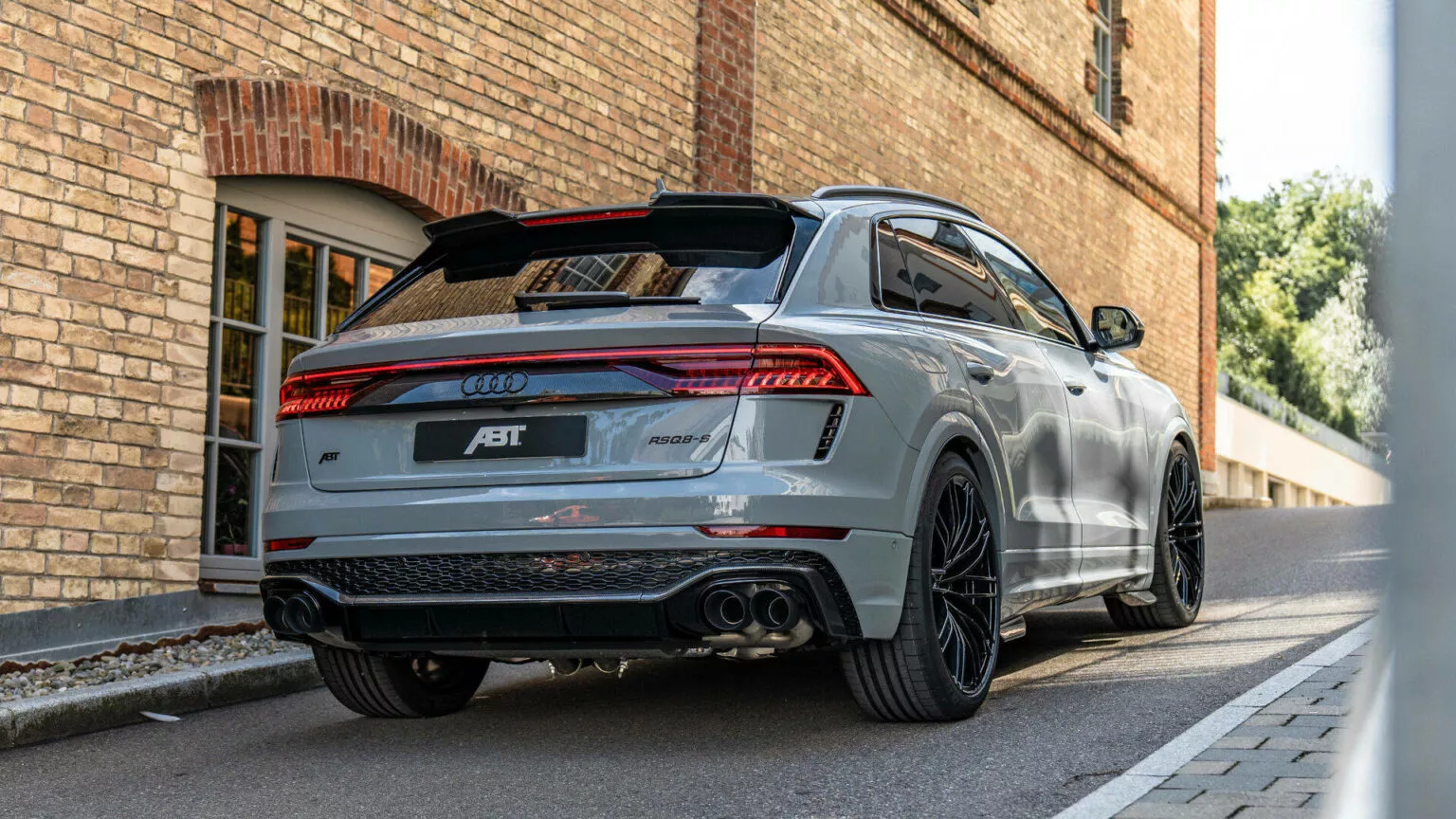 2023-ABT-Audi-RS-Q8-S-7.webp