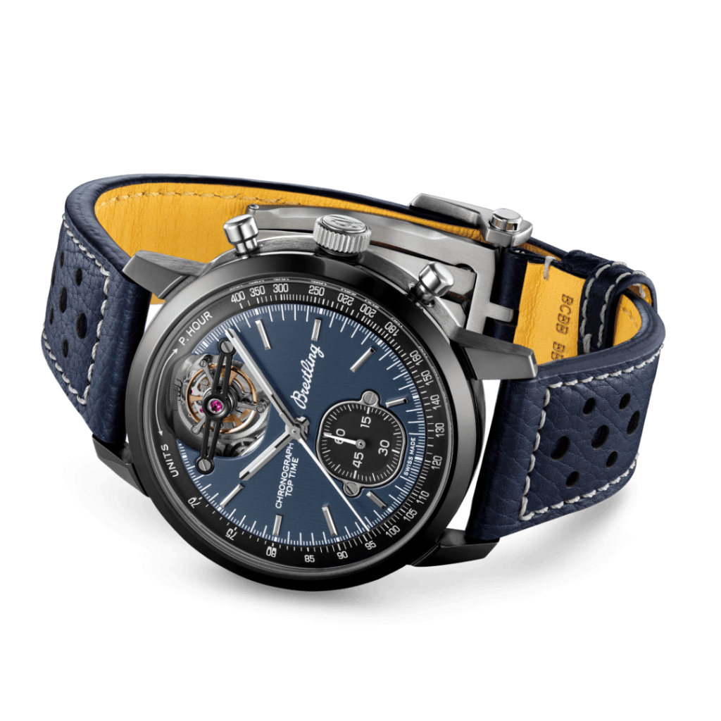 2023 Breitling Top Time B21. Imagen cobra.