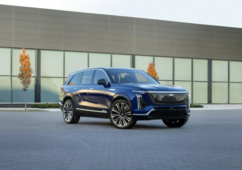 Cadillac Vistiq: El SUV eléctrico que estará entre Lyriq y Escalade iQ 1 Motor16 2023 Cadillac Vistiq. Imagen delantera.