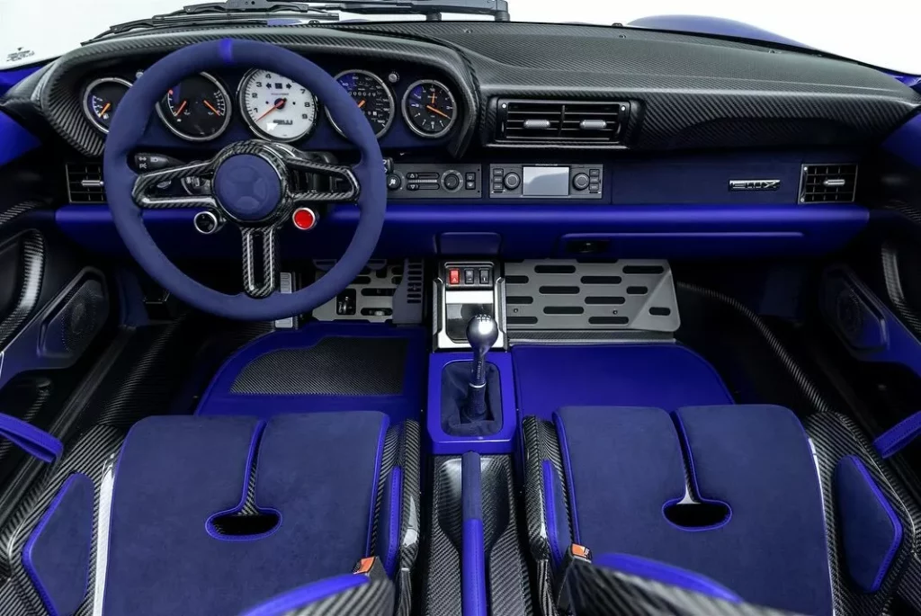 Gunther Werks hace magia con su último Porsche 993 Speedster 2 Motor16 2023 Gunther Werks 993 Speedster Remastered. Imagen interior.