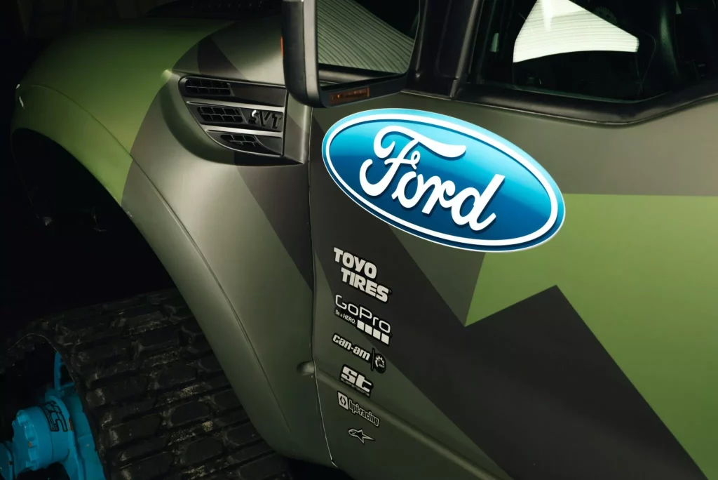 2023 Ken Block Ford F 150 Orugas 5 Motor16
