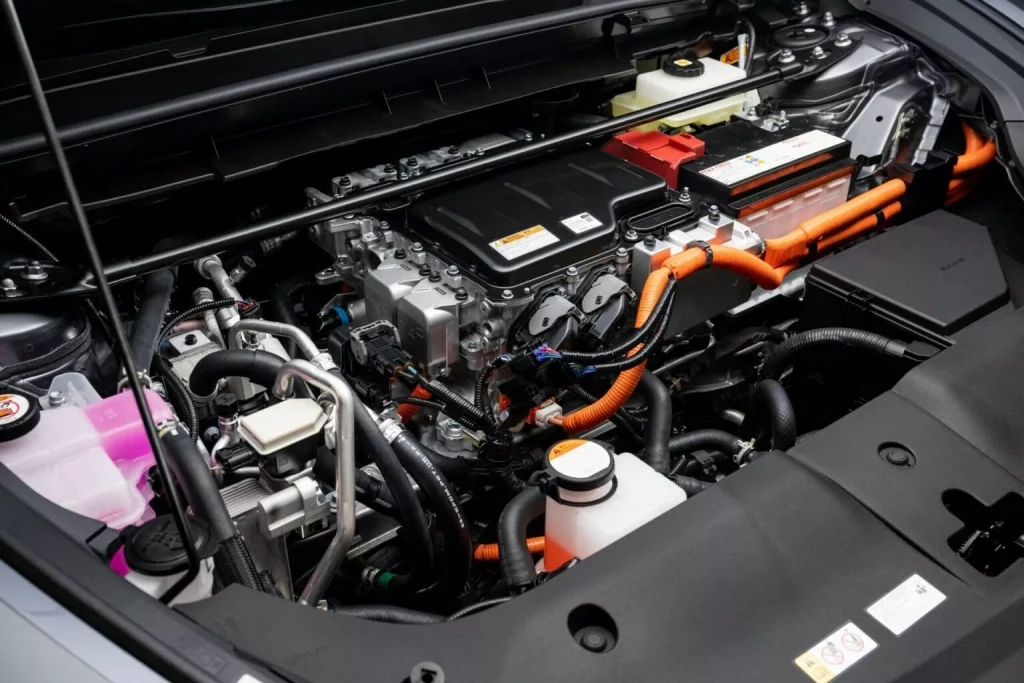 Lexus RZ 300e: La versión light también llega a Estados Unidos 5 Motor16 2023 Lexus RZ 300e 2 Motor16