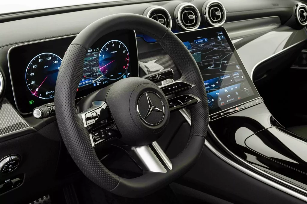 2023 Mercedes Benz GLC 300 4Matic Brabus 27 Motor16