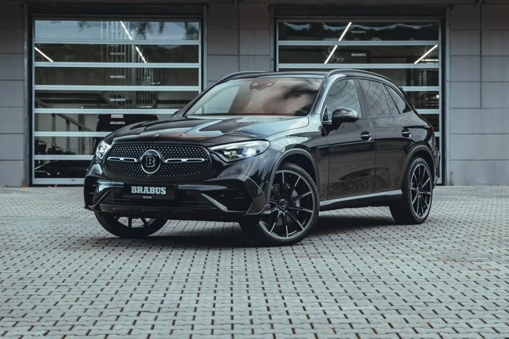 2023 Mercedes Benz GLC 300 4Matic Brabus 8 Motor16