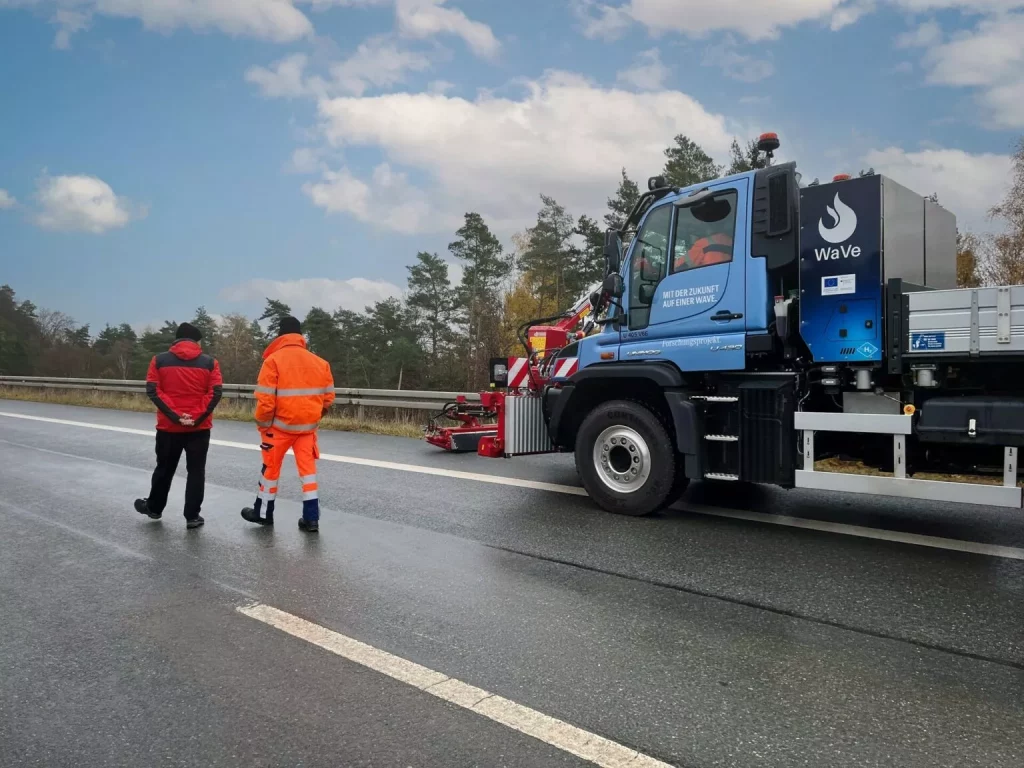 2023 Mercedes Unimog hidrogeno 7 Motor16
