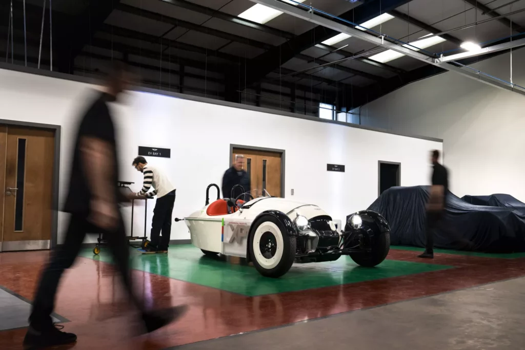 2023 Morgan Super 3 XP 1 2 Motor16