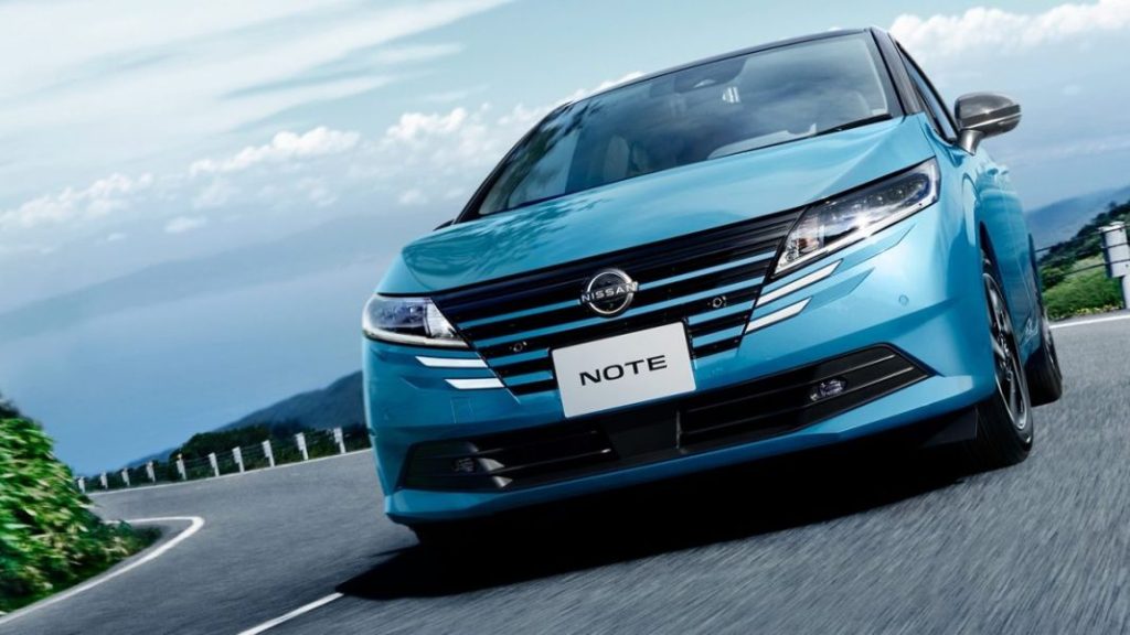 2023 Nissan Note movimiento 4 Motor16