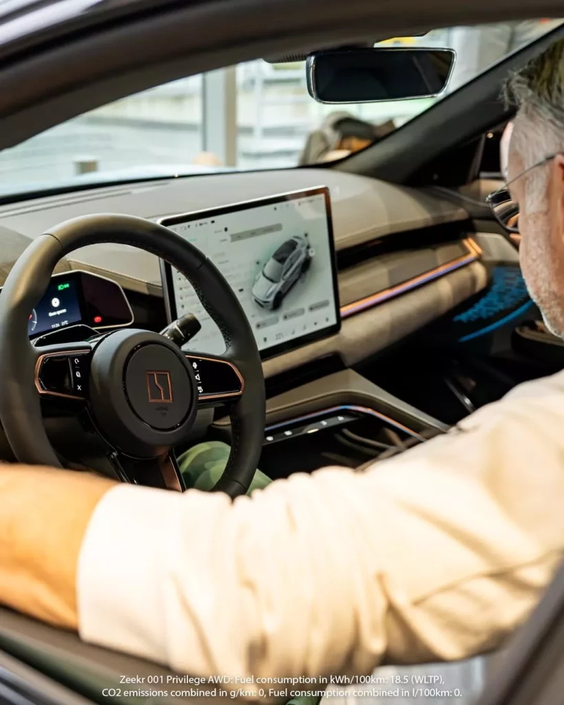 2023 Zeekr 001. Primero en Europa. Imagen interior.