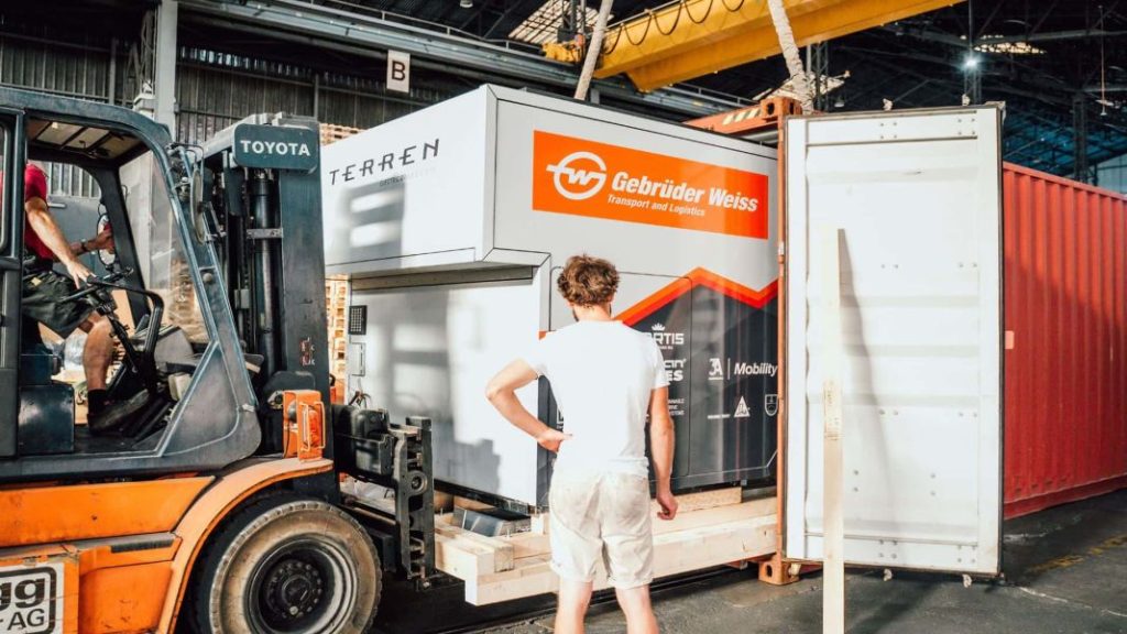 El camión eléctrico que ha intentado retar al Porsche 911 más aventurero 10 Motor16 2023 camion electrico terren truck aebi schmidt 10 Motor16