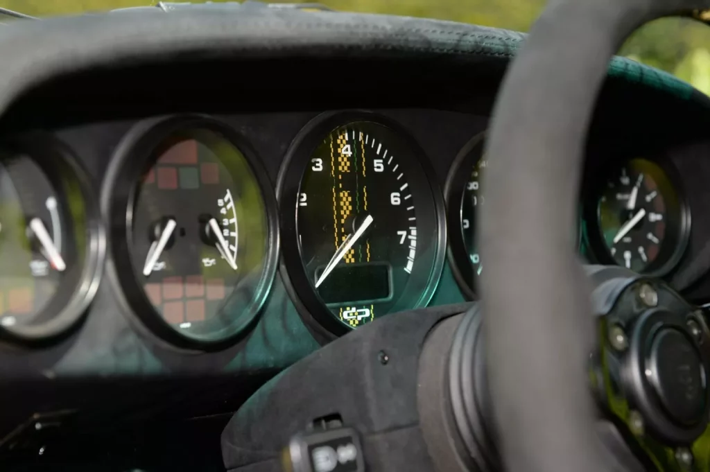 Este dp64 Classic RS Jubilee es lo más parecido a un Porsche 911 Carrera RS 2.7 que puedes tener 18 Motor16 2023 dp64 Classic RS Jubilee Porsche 911 16 Motor16