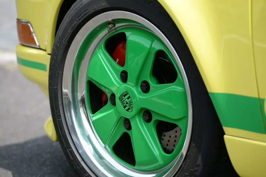Este dp64 Classic RS Jubilee es lo más parecido a un Porsche 911 Carrera RS 2.7 que puedes tener 10 Motor16 2023 dp64 Classic RS Jubilee Porsche 911 8 Motor16