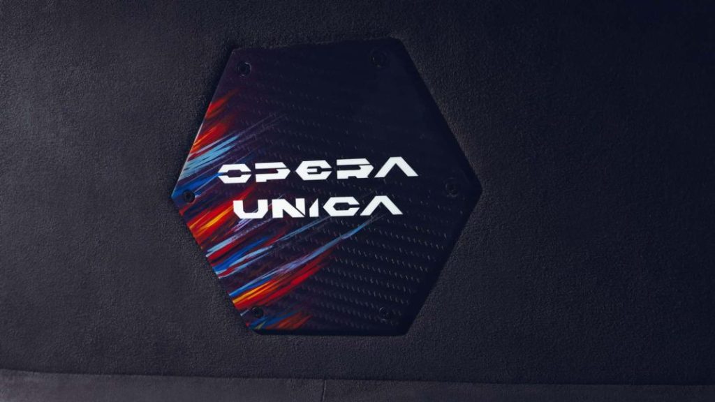 Este Lamborghini Revuelto ha pasado 435 horas en el taller de pintura 3 Motor16 2023 Lamborghini Revuelto Opera Unica. Imagen detalle.